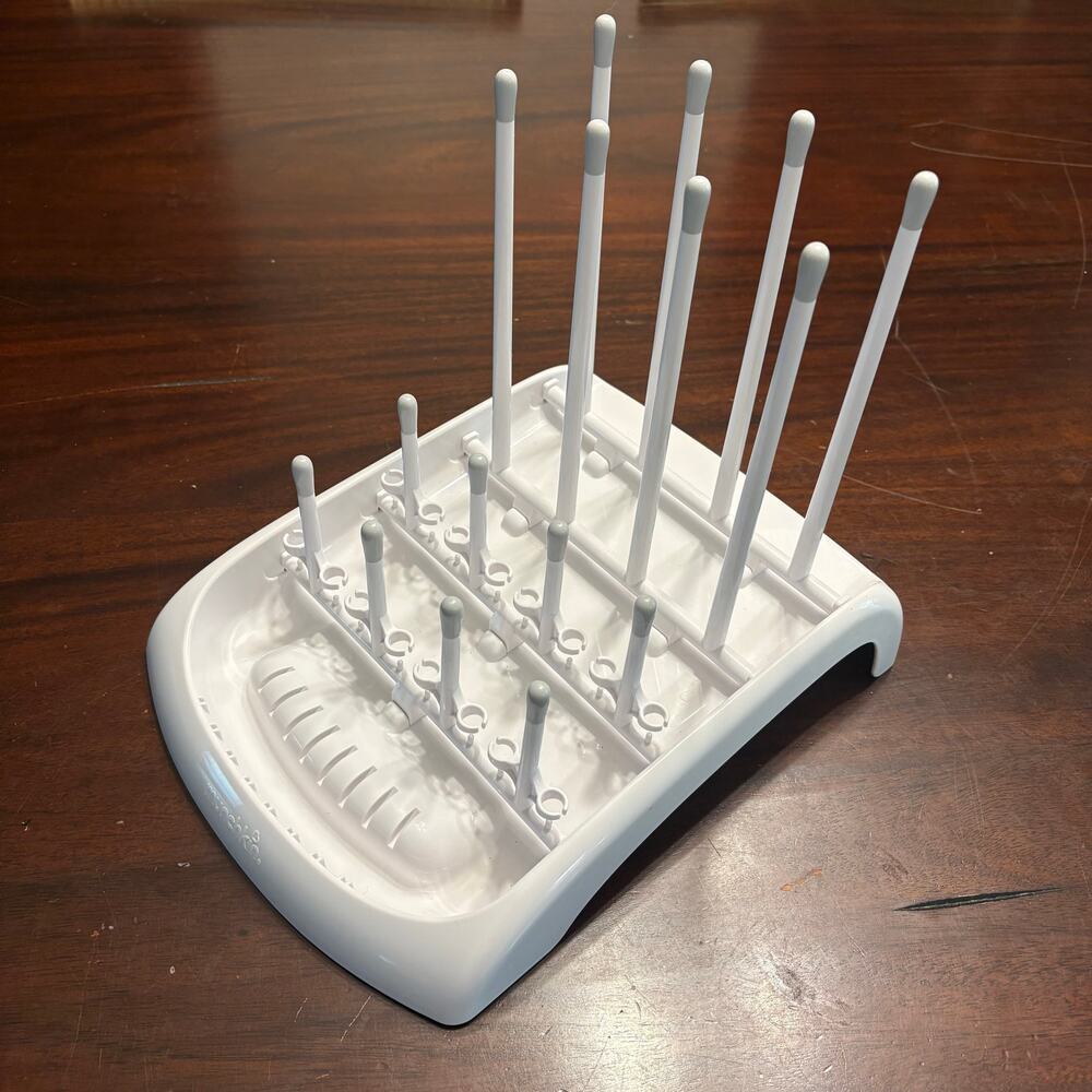 Munchkin Folding Baby Bottle Drying Rack White Countertop Stand